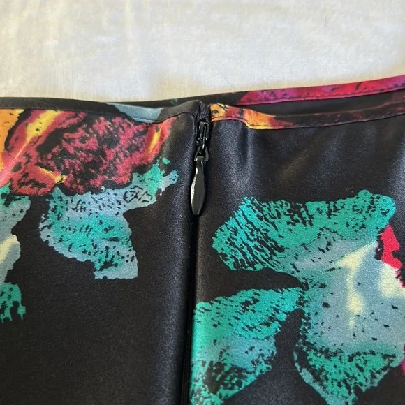 🌟 Catherine Malandrino Floral Belted Dress, Size 2 - Picture 7 of 10